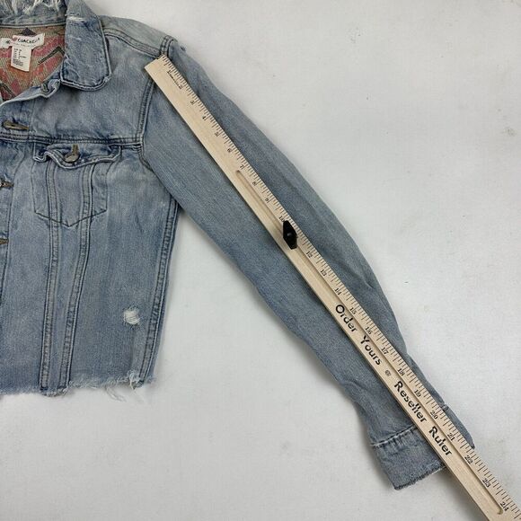 H&M x Coachella Official Collection Denim Blue Jean Jacket Distressed L/S Sz 8 - Picture 3 of 8